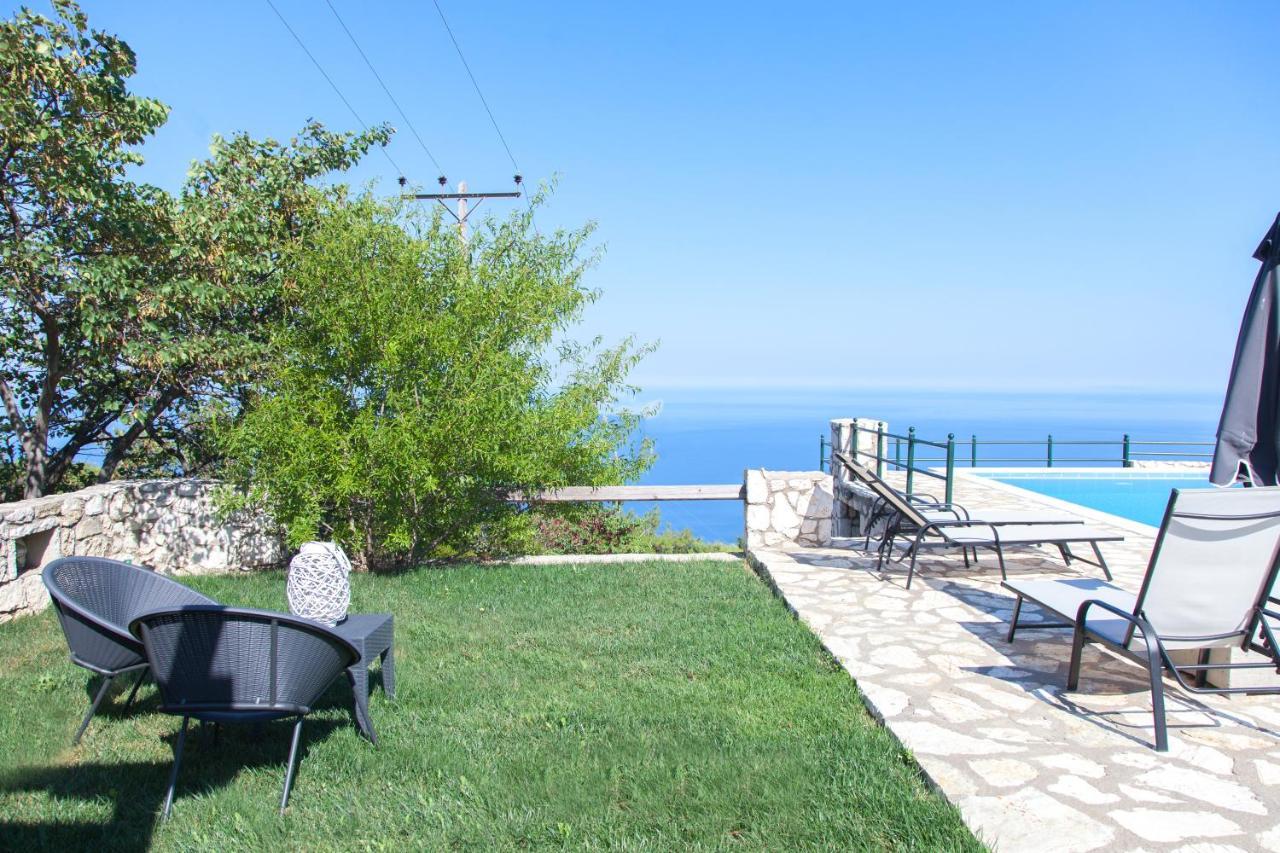 Villa Skyfall Kalamitsi  Exterior photo