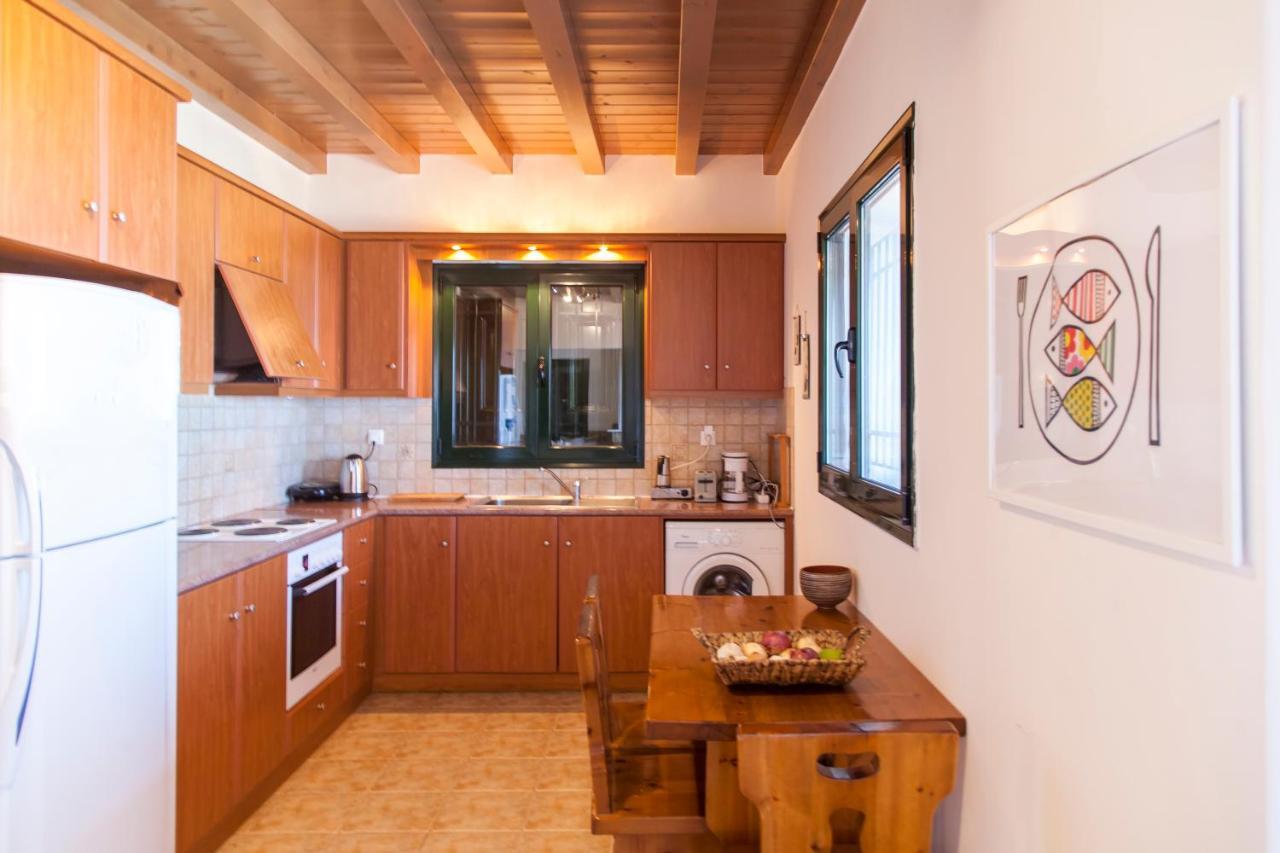 Villa Skyfall Kalamitsi  Exterior photo